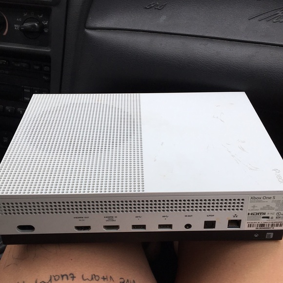 Xbox one s 1 terabyte